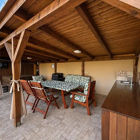 Apartament Barka Vendeghaz Tisza-to Abádszalók