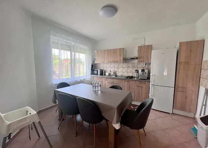 Barka Vendeghaz Tisza-to * Abádszalók