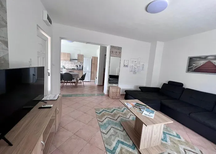 아파트 Barka Vendeghaz Tisza-to Abádszalók