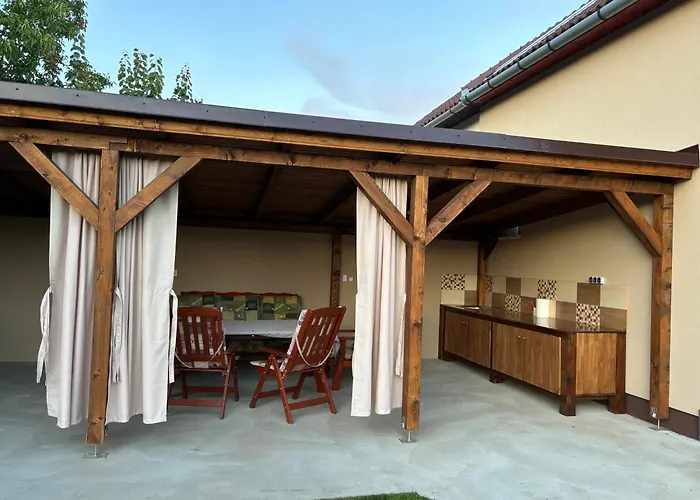 Barka Vendeghaz Tisza-to