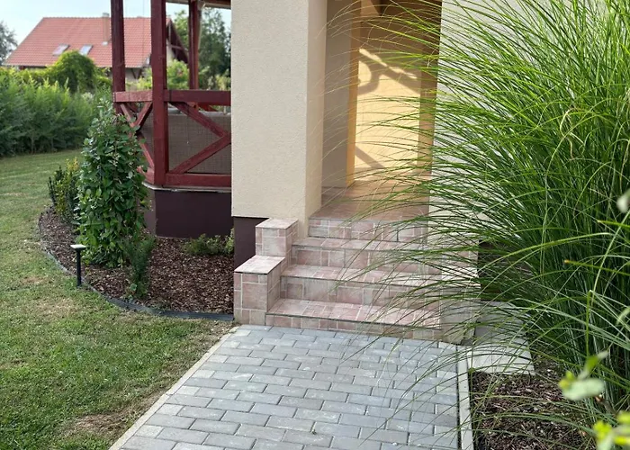 Barka Vendeghaz Tisza-to 아파트 *